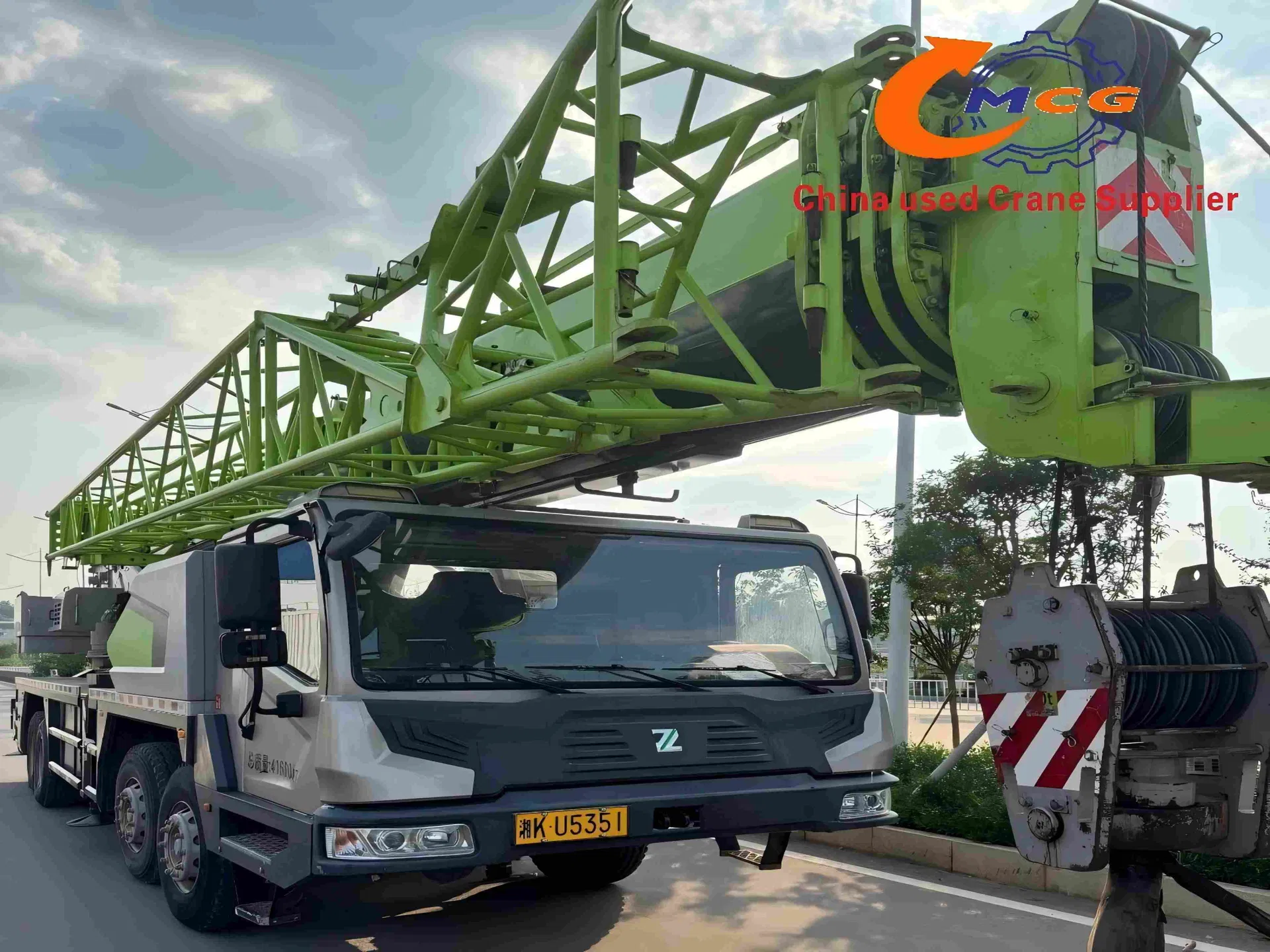 2021 Zoomlion 50t تستخدم شاحنة رافعة - في حالة جيدة ، تستحق وجود