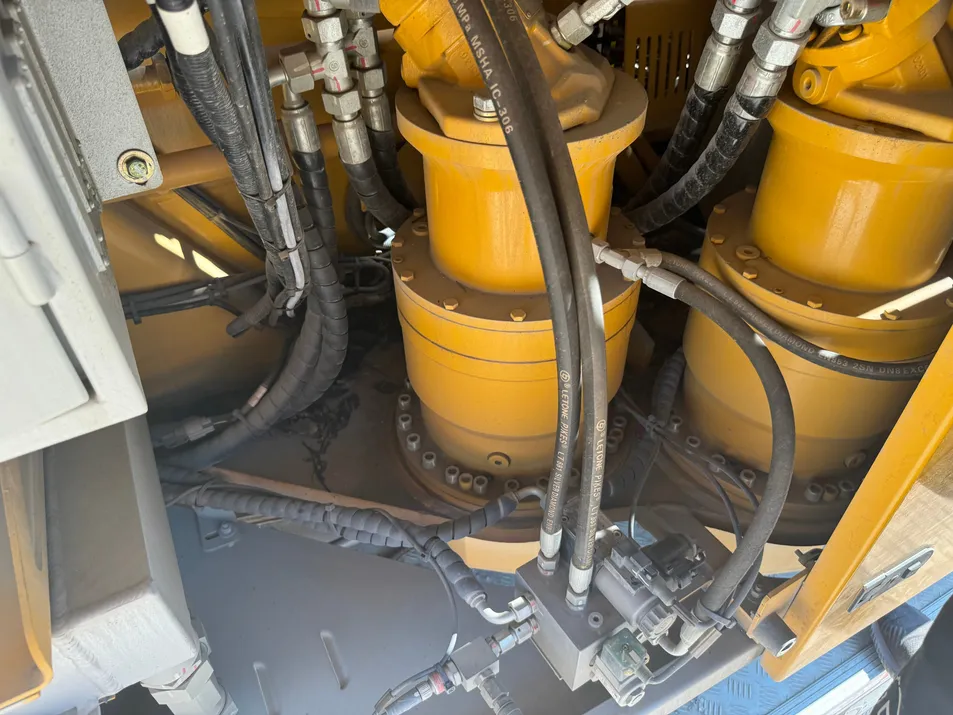 شاق XCG M50TON المستخدمة رافعة الشاحنة للبيع