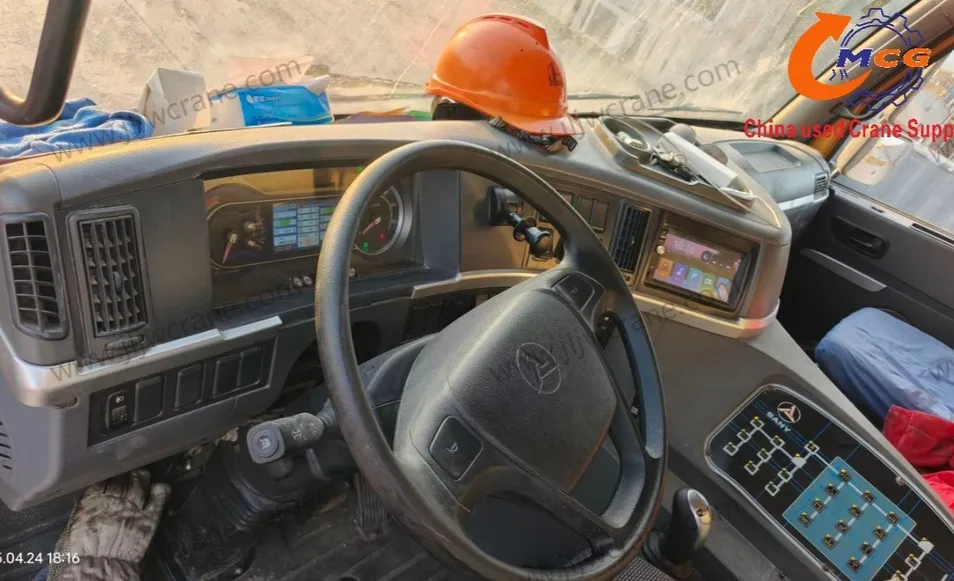 ثقيلة 300 طن رافعة شاحنة متنقلة لمشاريع البناء