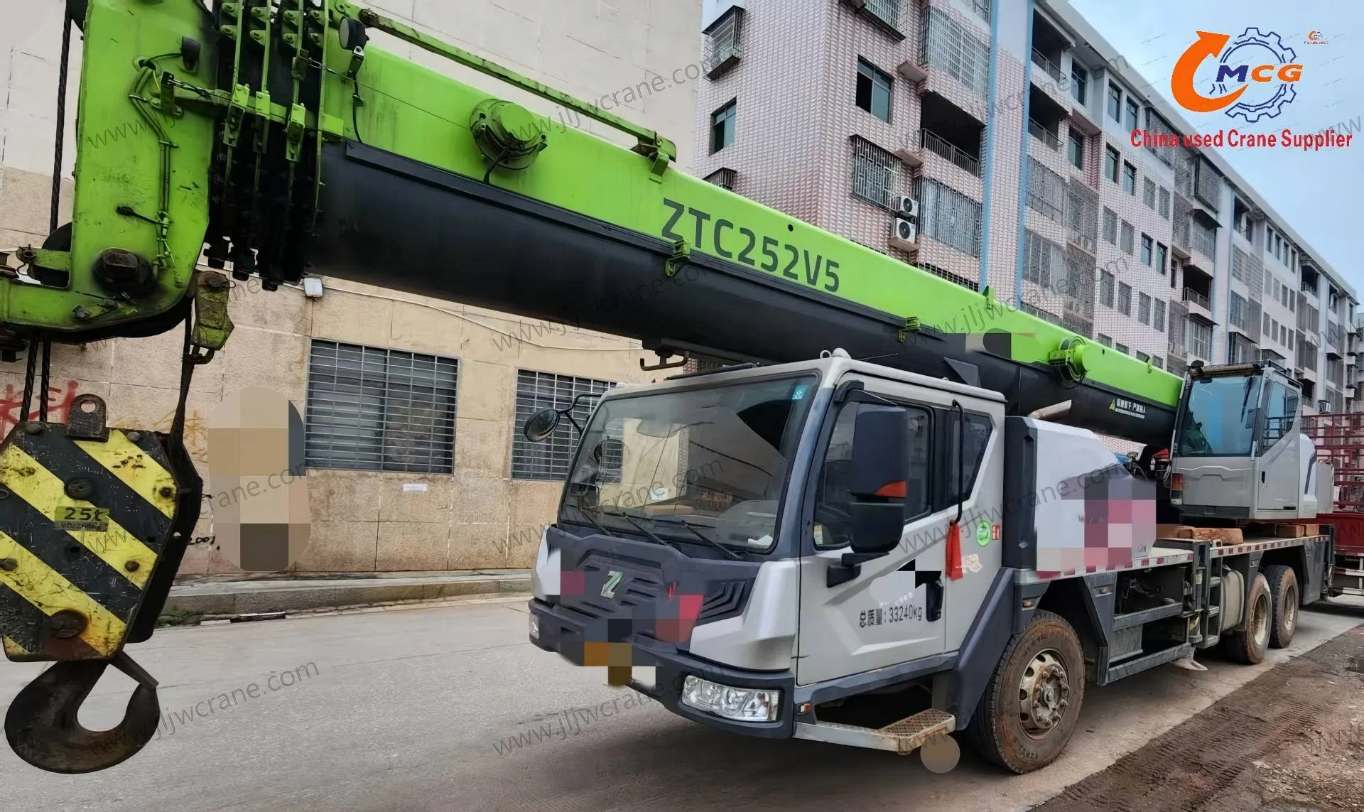 Camina de cami&oacute;n usada de alta calidad 2022 Zoom Lion 25 toneladas de gr&uacute;a de cami&oacute;n