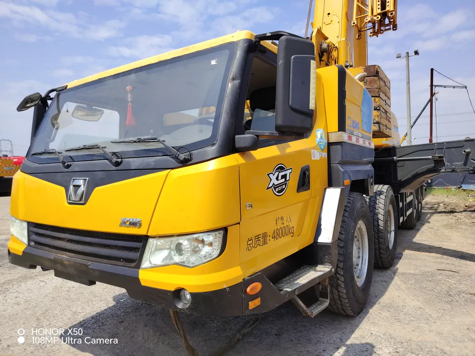 Отличное состояние подержанный грузовик Crane 2019 XC MG 80 Ton Crane доступен
