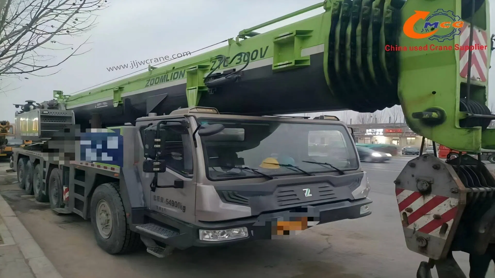 عالي الجودة 2019 Zoomlion 130 طن رافعة - حالة ممتازة